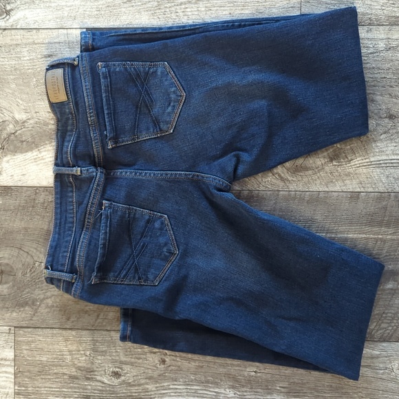 Jeans - Picture 5 of 6